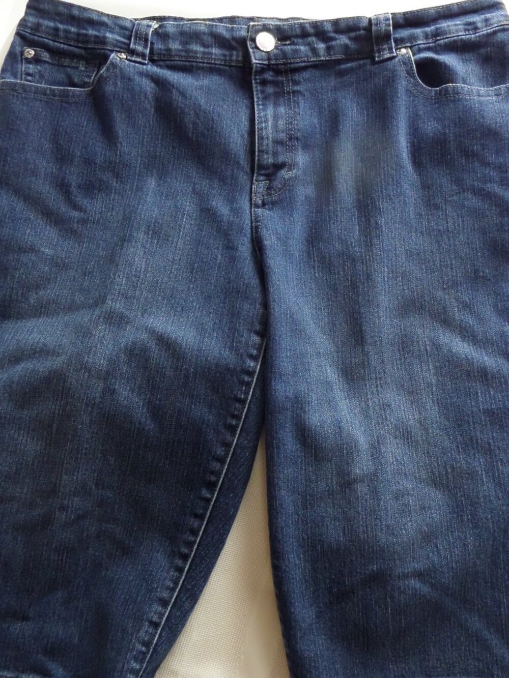 Style & Co Jean Capri Pants Curvy Fit size 16W Pre Owned